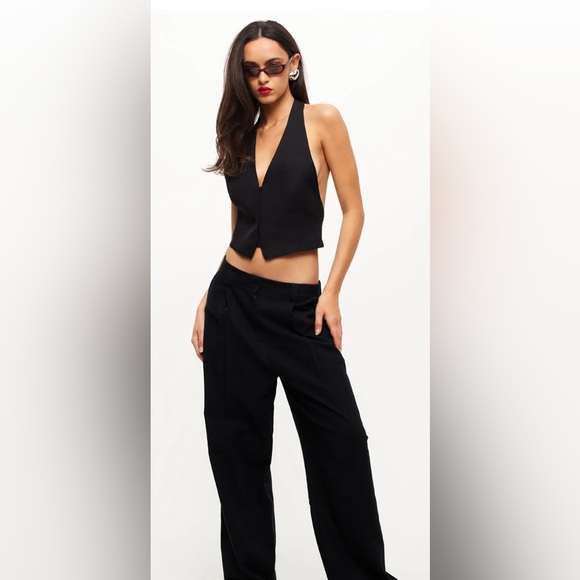 NWT Princess Polly Lioness Plunge Halter Crop Top, Black, Size Women’s 4 Small. - Picture 4 of 11